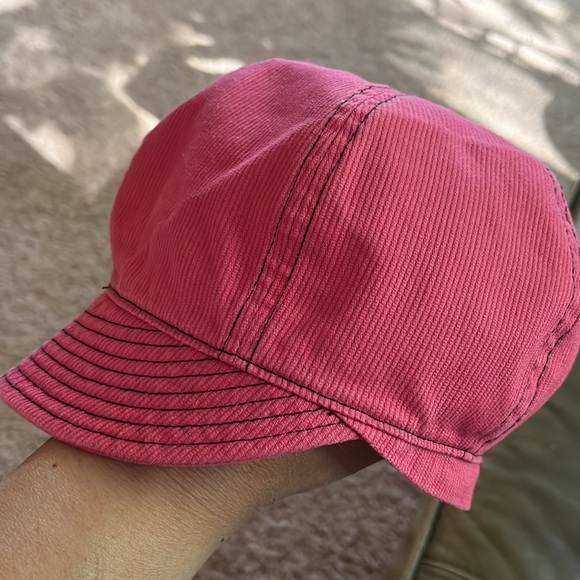 Puma hat/cap - Picture 3 of 5